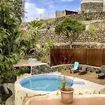 Nyaraló Malpais De With Pool