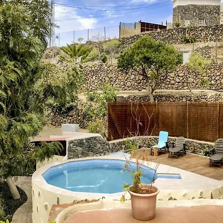 Ferienhaus Malpais De With Pool